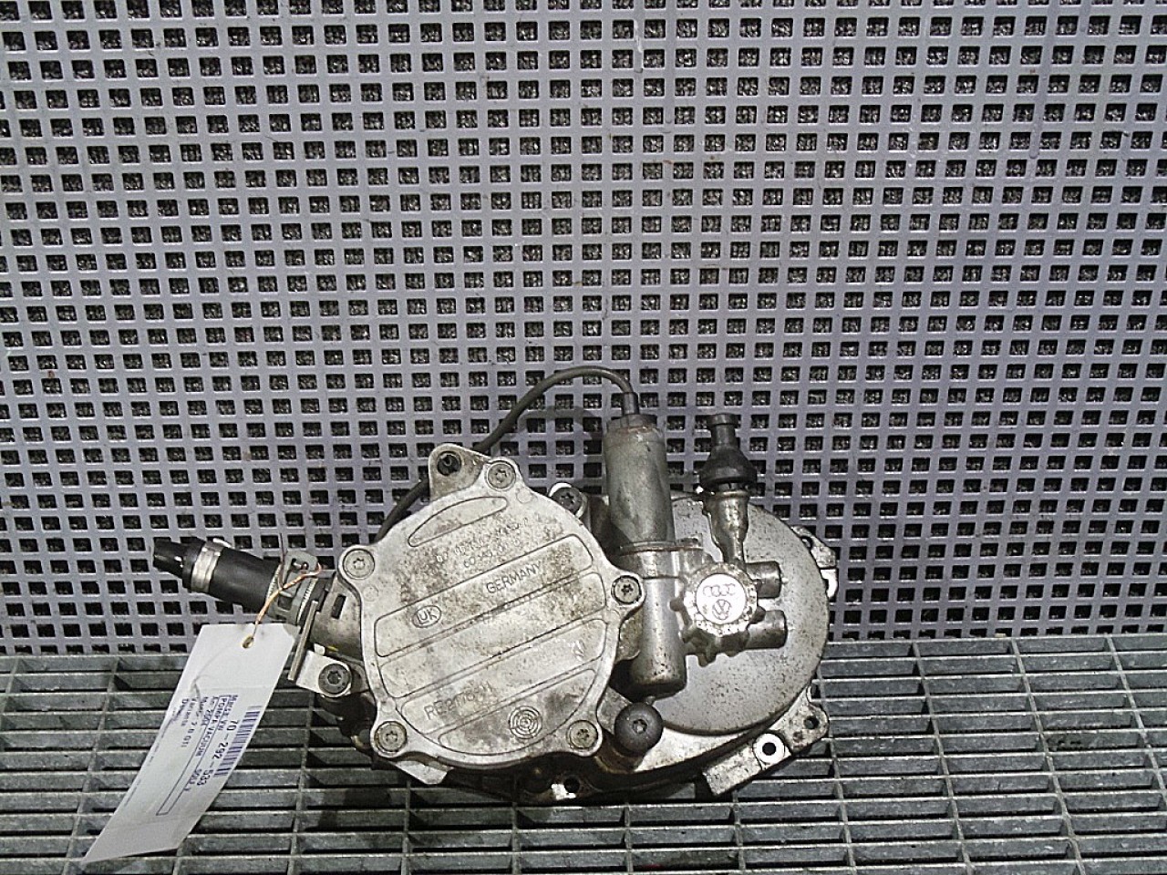POMPA VACUUM VW GOLF V 2.0 INJ - (2004 2008)