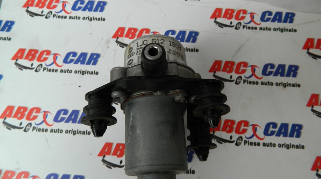 Pompa vacuum VW Jetta cod: 1J0612181B