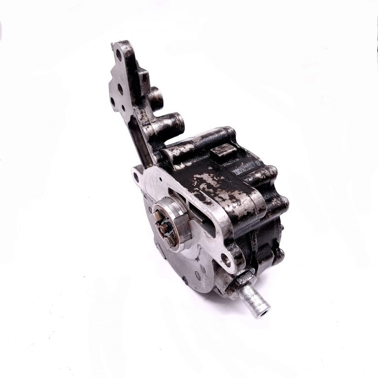 Pompa Vacuum Vw Passat B6 2005-2010 1.9 Tdi Motorina 038145209 Bosch