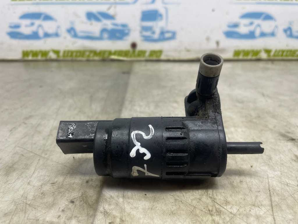 Pompa vas lichid parbriz 1K6955652 2.0 tdi BMN Skoda Octavia 2 [2004 - 2008] 2.0 tdi BMN