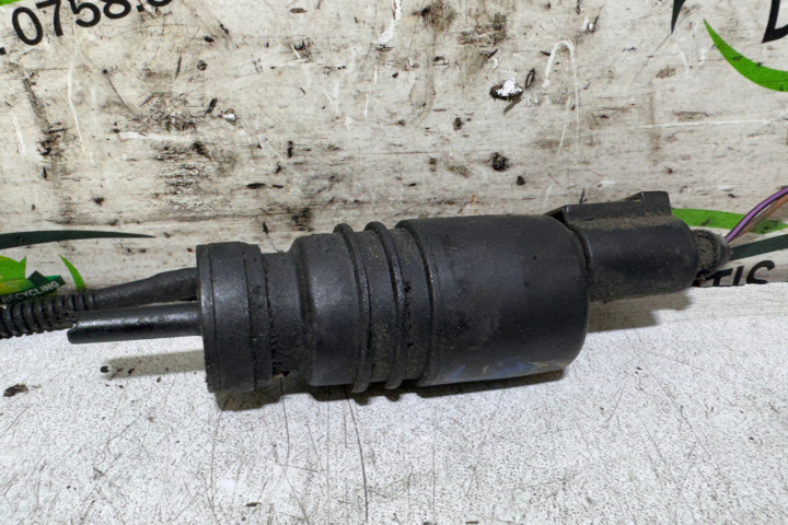 Pompita lichid parbriz Audi A4 B6 [2000 - 2005] Sedan 1.8 T MT (150 hp)
