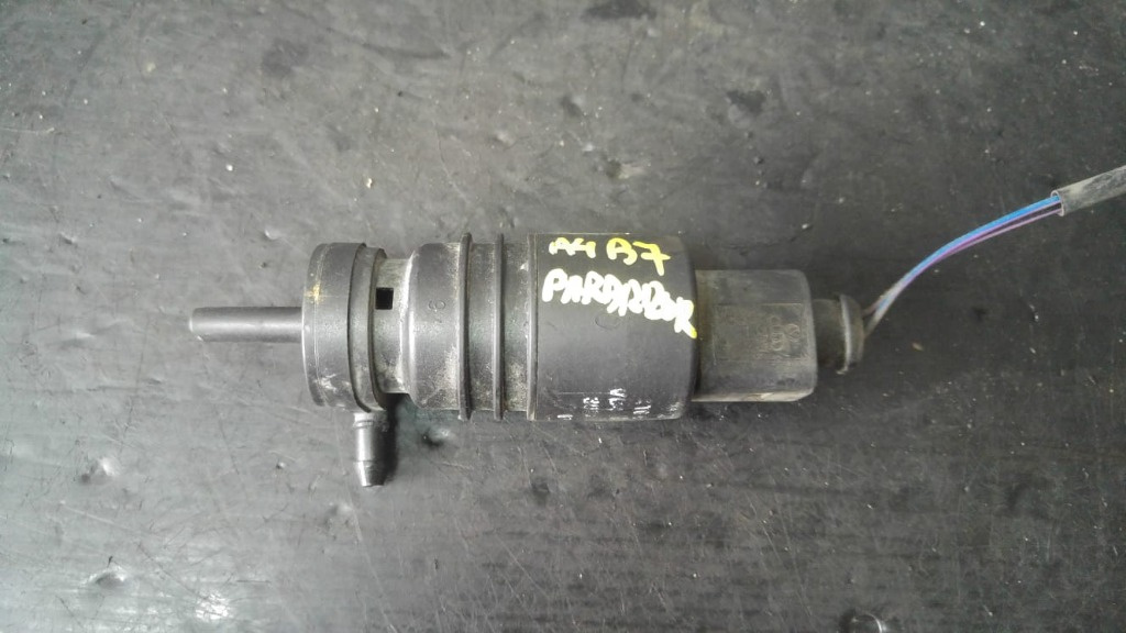 Pompita lichid parbriz audi a4 b7 1j0973722
