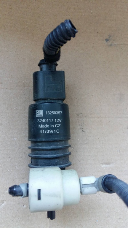 Pompita lichid parbriz opel insignia 13250357