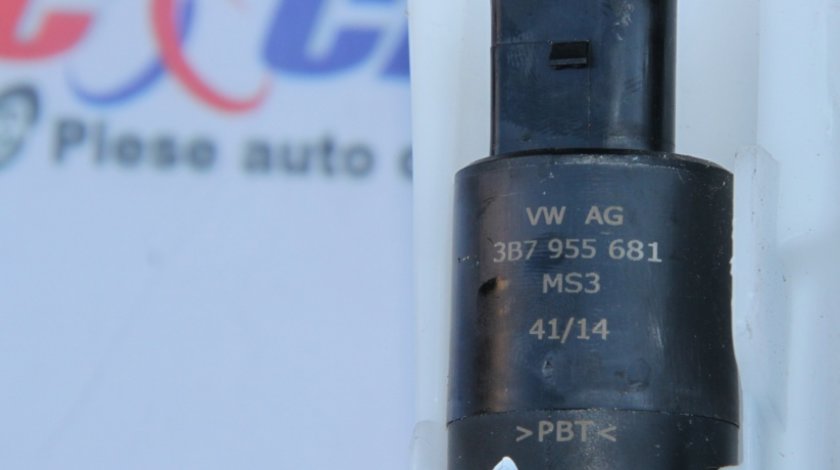 Pompita lichid spalare far VW Passat CC cod: 3B7955681 model 2012