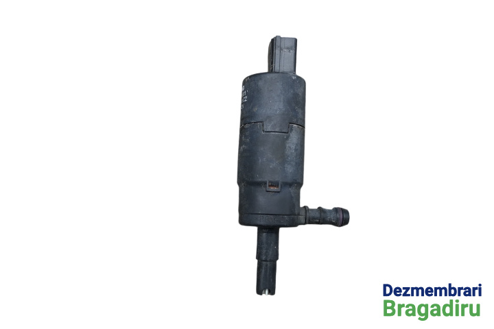 Pompita lichid spalator faruri Cod: 3B7955681 3B7955681 Volkswagen VW Passat B6 [2005 - 2010] wagon 5-usi 2.0 TDI MT (170 hp) Cod motor: BMR