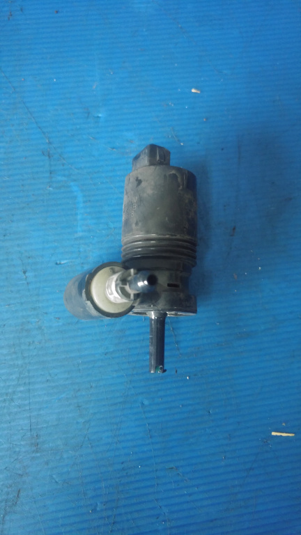 Pompita spalat parbriz 1.5 dci nissan note dupa 2005 070826b