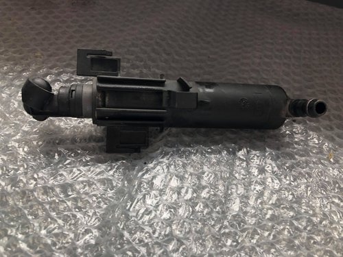 Pompita spalator far dreapta audi a4 b8 8k0955102b