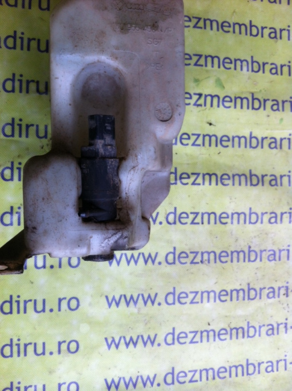 Pompita spalator parbriz Volkswagen Bora [1998 - 2005] Sedan 1.6 16V MT (105 hp) (1J2) 16V