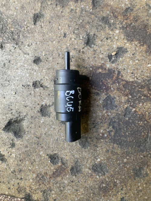 Pompita spalator parbriz Volkswagen VW Bora [1998 - 2005] Sedan 1.6 16V MT (105 hp) (1J2)