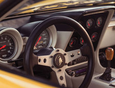 Pontiac Fiero transformat in Lamborghini Miura