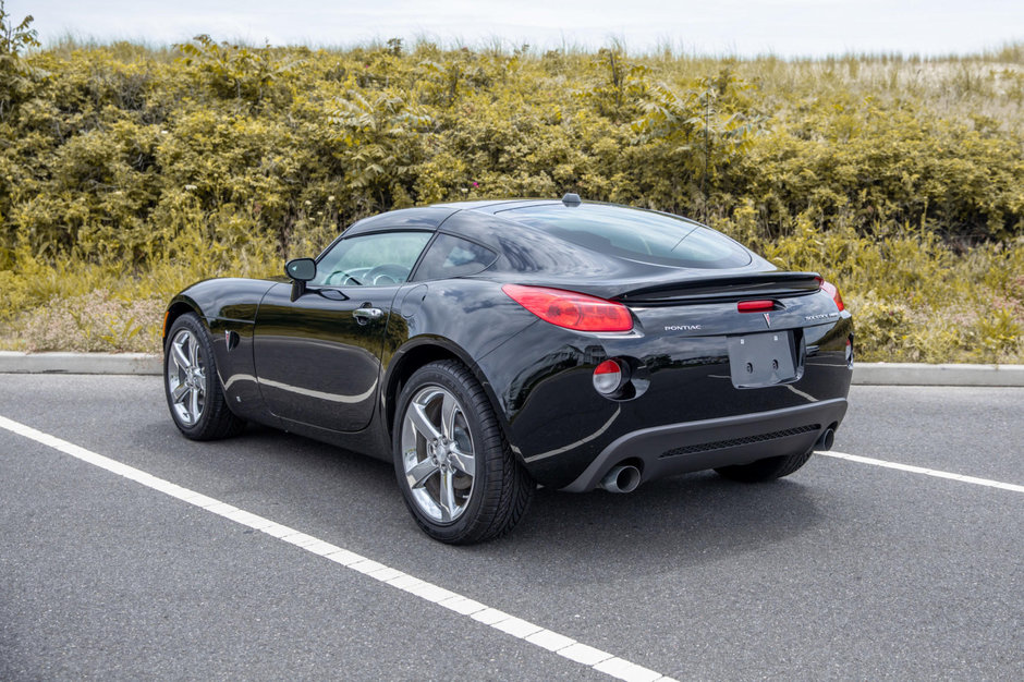 Pontiac Solstice GXP cu 54 de kilometri la bord