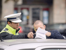 Ponturi de la politisti: 10 trucuri care te pot scapa de plata unei amenzi