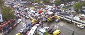 Ponturi urbane: tehnici de mers prin traficul din Bucuresti