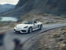 Porsche 718 Cayman GT4 si 718 Boxster Spyder