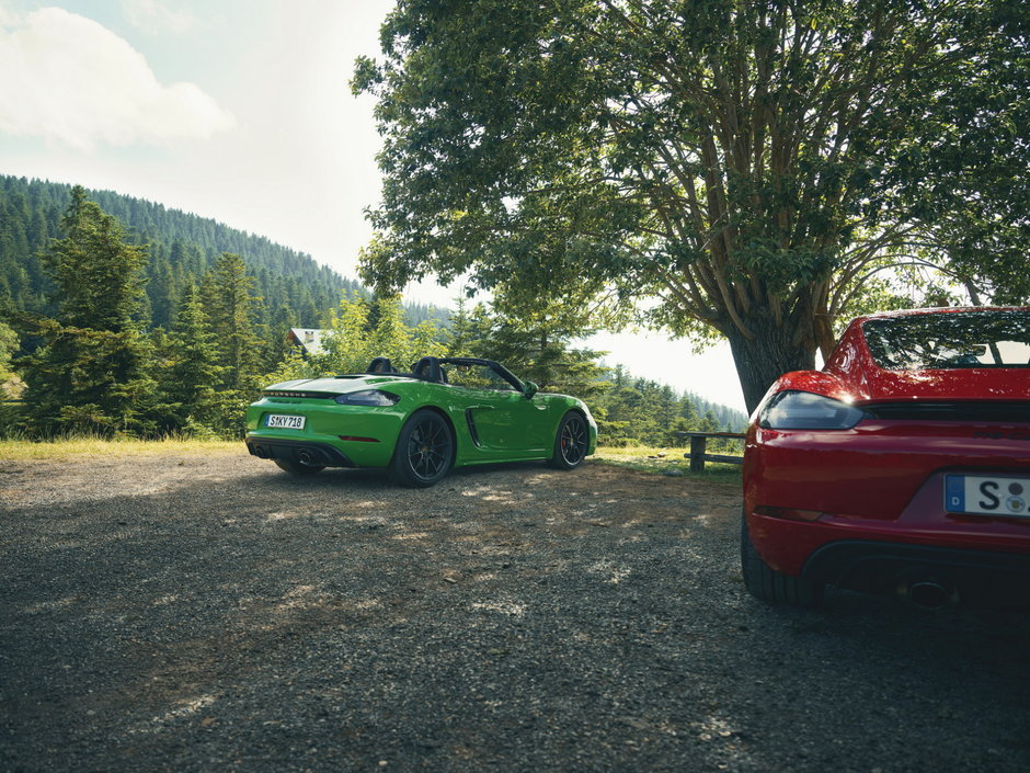 Porsche 718 Cayman si Boxster GTS 4.0