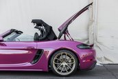 Porsche 718 Spyder in nuanta Ruby Star