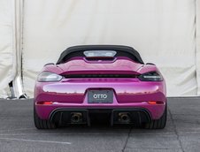 Porsche 718 Spyder in nuanta Ruby Star