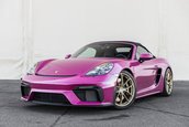 Porsche 718 Spyder in nuanta Ruby Star