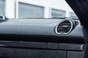 Porsche 718 Spyder in nuanta Ruby Star