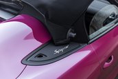 Porsche 718 Spyder in nuanta Ruby Star