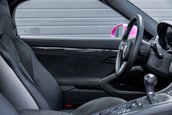 Porsche 718 Spyder in nuanta Ruby Star