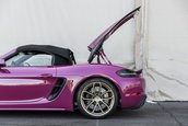 Porsche 718 Spyder in nuanta Ruby Star