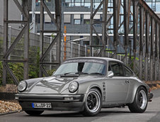 Porsche 911 3.2 by DP Motorsport