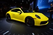 Porsche 911 (992) poze reale