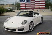 Porsche 911 Cabrio cu scaun fata central si trei locuri