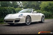 Porsche 911 Cabrio cu scaun fata central si trei locuri