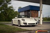 Porsche 911 Cabrio cu scaun fata central si trei locuri