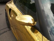 Porsche 911 Cabriolet placat cu aur