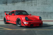 Porsche 911 Carrera 4 RWB