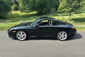 Porsche 911 Carrera 4S cu 5.260 de kilometri la bord