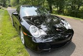 Porsche 911 Carrera 4S cu 5.260 de kilometri la bord