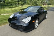 Porsche 911 Carrera 4S cu 5.260 de kilometri la bord