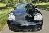 Porsche 911 Carrera 4S cu 5.260 de kilometri la bord