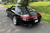 Porsche 911 Carrera 4S cu 5.260 de kilometri la bord