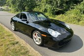 Porsche 911 Carrera 4S cu 5.260 de kilometri la bord