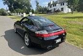 Porsche 911 Carrera 4S cu 5.260 de kilometri la bord