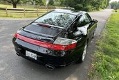 Porsche 911 Carrera 4S cu 5.260 de kilometri la bord