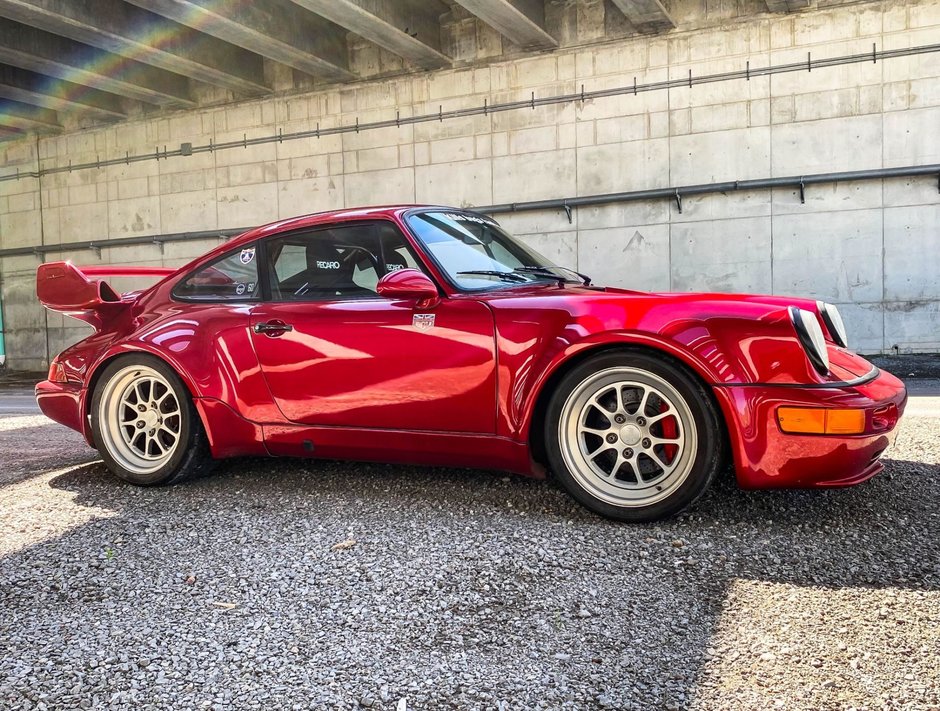 Porsche 911 Carrera Outlaw