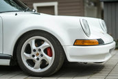 Porsche 911 cu motor V8