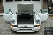 Porsche 911 cu motor V8