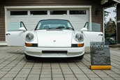 Porsche 911 cu motor V8