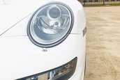 Porsche 911 cu scaun sofer central