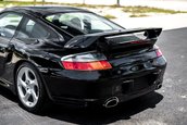 Porsche 911 GT2 cu 138 de kilometri la bord