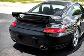 Porsche 911 GT2 cu 138 de kilometri la bord