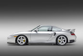 Porsche 911 GT2 cu 6.373 de kilometri la bord