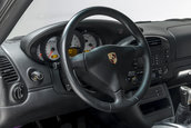 Porsche 911 GT2 cu 6.373 de kilometri la bord